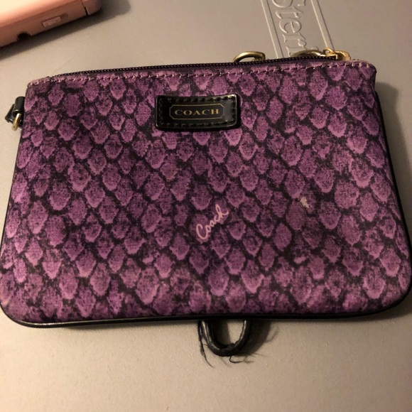 Coach mini wrist purse - Picture 1 of 1
